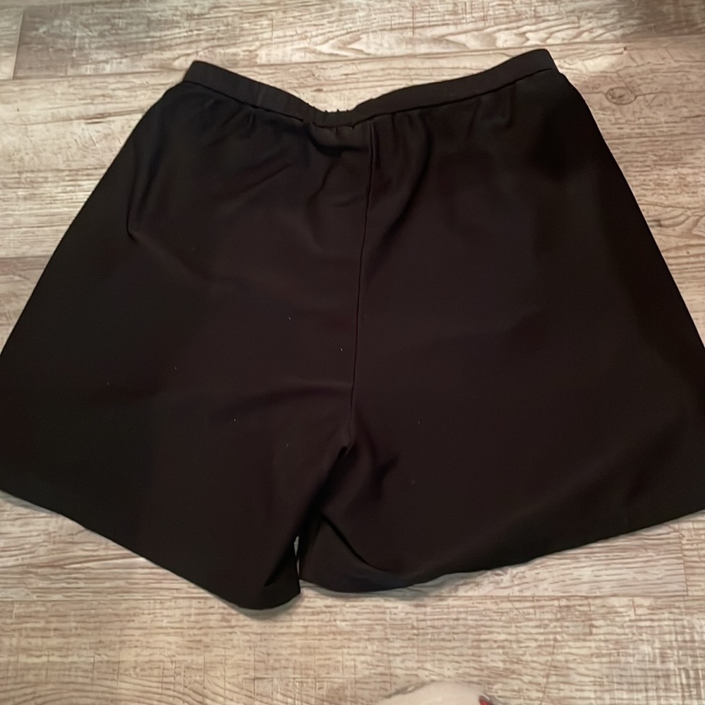 Black Nike shorts size small - Picture 5 of 5